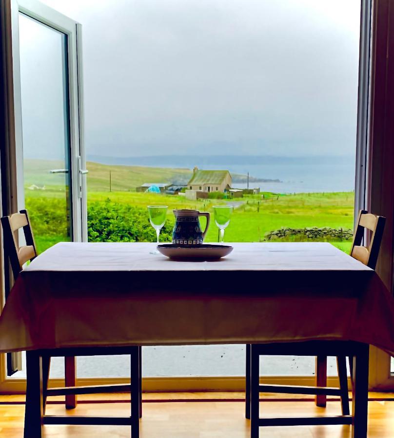 Sea View B & B Ulsta Eksteriør billede